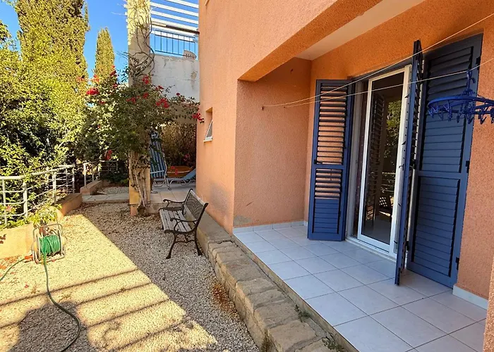 Private House In Paphos Klorakas