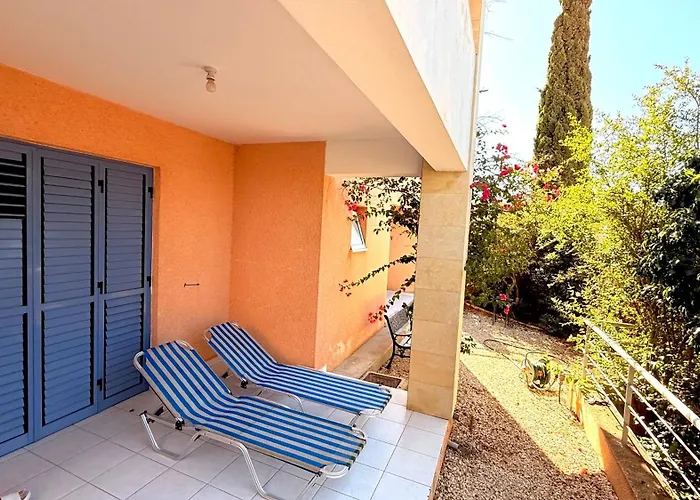 Private House In Paphos Vila *