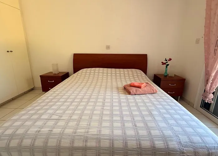 Private House In Paphos Vila *